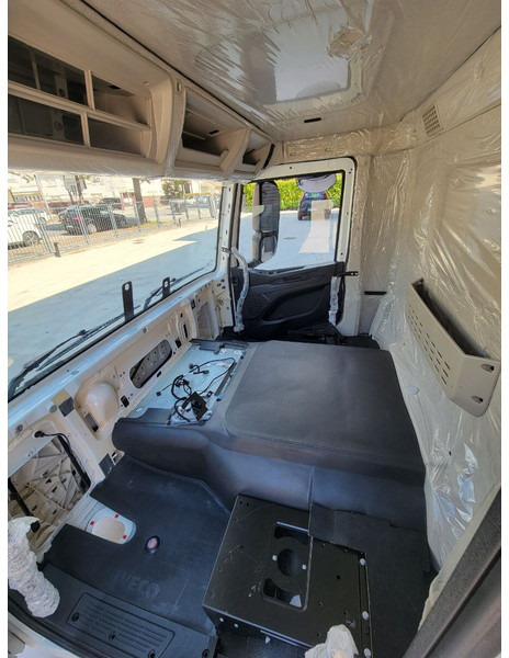 Iveco X-Way T-Way S-Way - Kabina ir interjeras - Sunkvežimis: foto 3 Iveco X-Way T-Way S-Way - Kabina ir interjeras - Sunkvežimis: foto 3