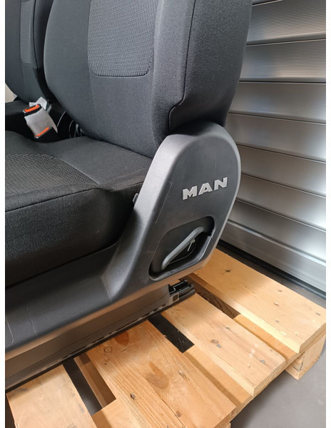 MAN TGS TGX - Sėdynė - Sunkvežimis: foto 4 MAN TGS TGX - Sėdynė - Sunkvežimis: foto 4