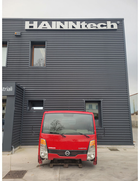 Nissan Cabstar - Kabina ir interjeras - Sunkvežimis: foto 1 Nissan Cabstar - Kabina ir interjeras - Sunkvežimis: foto 1
