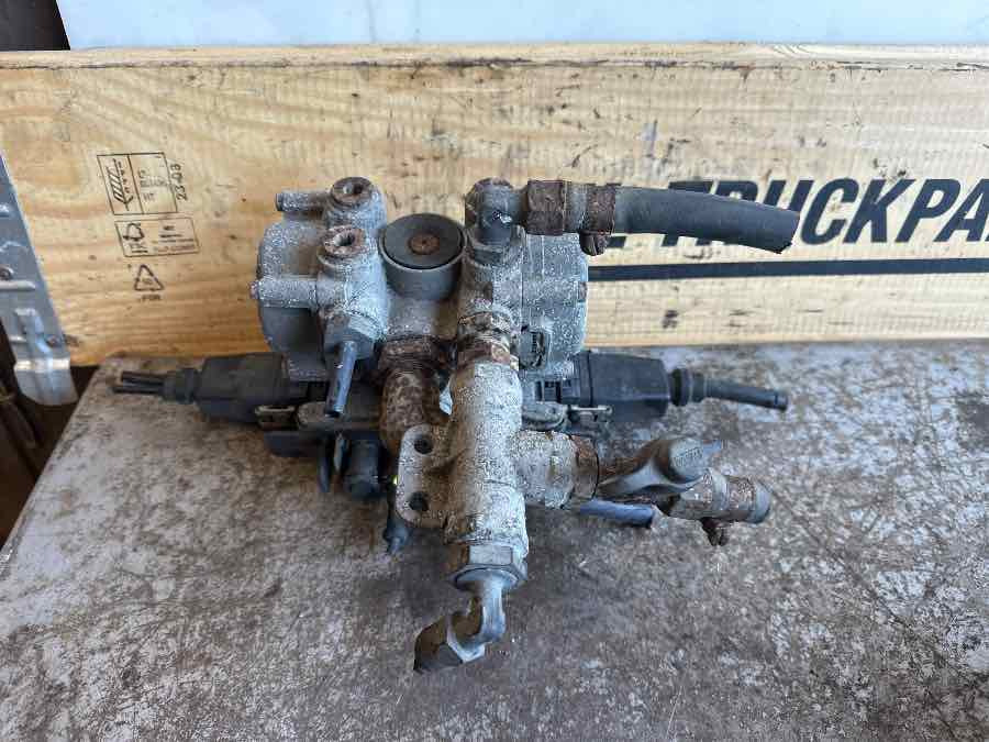 DAF VALVE 1519383 - Stabdžių vožtuvas - Sunkvežimis: foto 2 DAF VALVE 1519383 - Stabdžių vožtuvas - Sunkvežimis: foto 2