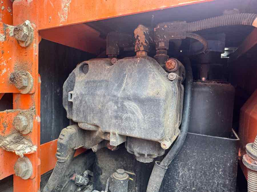 DOOSAN DX255LC-5 EXCAVATOR FOR PARTS - Vikšrinis ekskavatorius: foto 2 DOOSAN DX255LC-5 EXCAVATOR FOR PARTS - Vikšrinis ekskavatorius: foto 2
