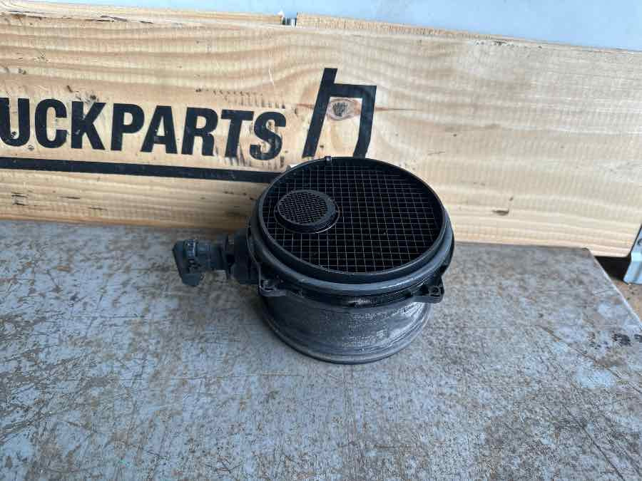 MAN AIR MASS FILTER HOUSE 81.09413-7010 - Oro filtras: foto 2 MAN AIR MASS FILTER HOUSE 81.09413-7010 - Oro filtras: foto 2