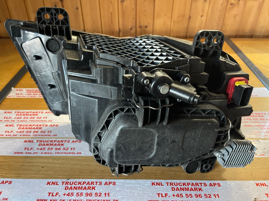 MAN LAMP 81.25101-6735 - Apšvietimas - Sunkvežimis: foto 2 MAN LAMP 81.25101-6735 - Apšvietimas - Sunkvežimis: foto 2