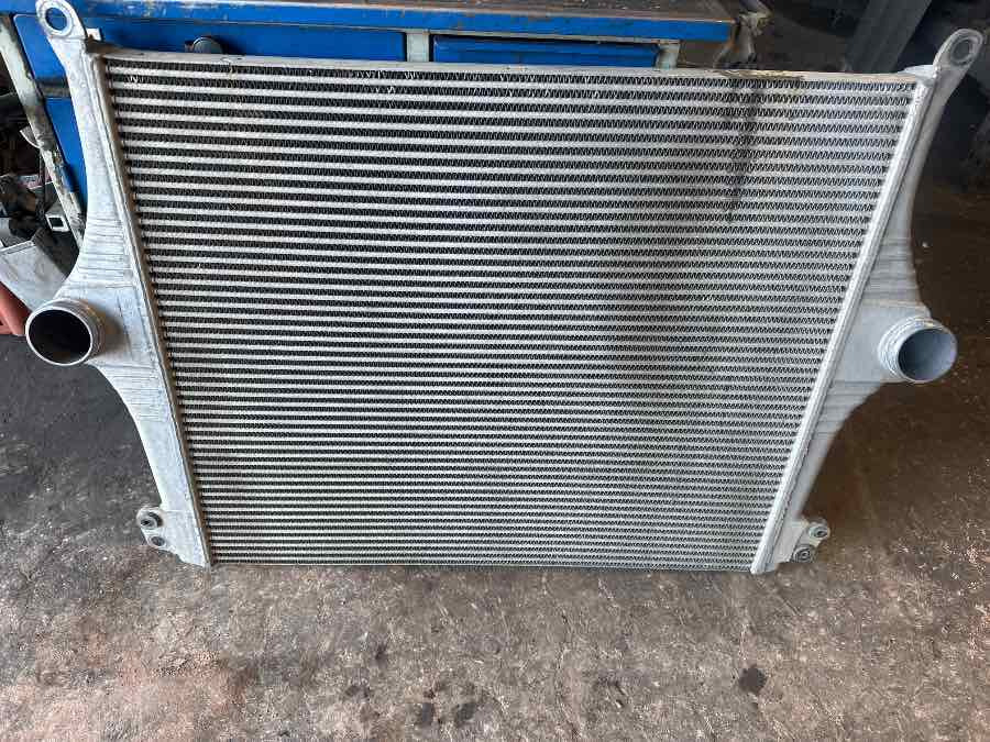 SCANIA AIR COOLER 2433151 - Aušinimo sistema - Sunkvežimis: foto 1 SCANIA AIR COOLER 2433151 - Aušinimo sistema - Sunkvežimis: foto 1