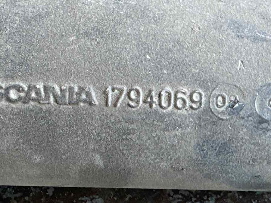 SCANIA AIR PIPE 1794069 - Oro įsiurbimo vamzdis - Sunkvežimis: foto 3 SCANIA AIR PIPE 1794069 - Oro įsiurbimo vamzdis - Sunkvežimis: foto 3