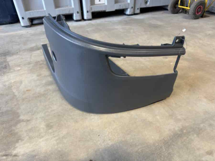 SCANIA BUMPER COVER CORNER RH 2731830 - Kėbulas ir išorė - Sunkvežimis: foto 1 SCANIA BUMPER COVER CORNER RH 2731830 - Kėbulas ir išorė - Sunkvežimis: foto 1