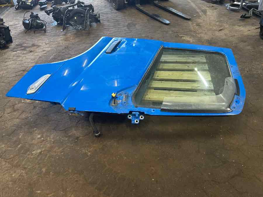 VOLVO FMX DOOR RIGHT 84235902 - Kabina ir interjeras - Sunkvežimis: foto 1 VOLVO FMX DOOR RIGHT 84235902 - Kabina ir interjeras - Sunkvežimis: foto 1