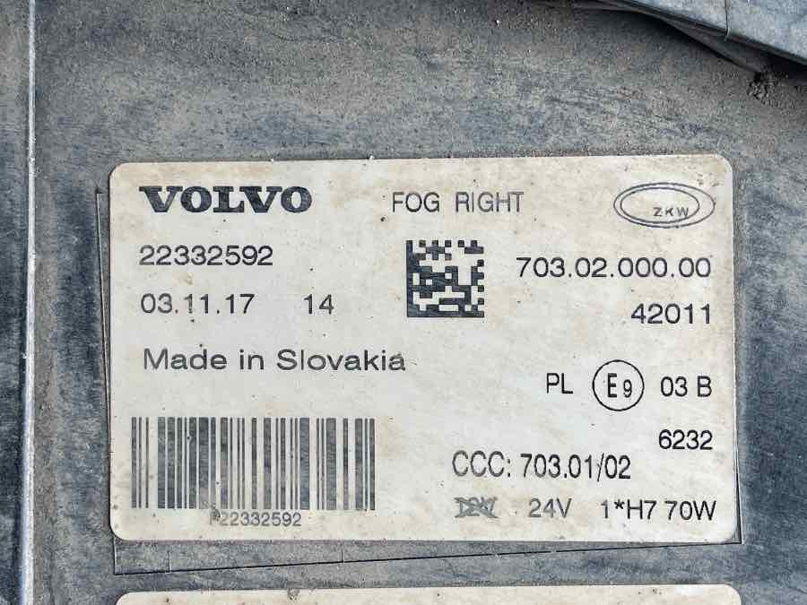 VOLVO FOG LAMP 22332592 RH - Apšvietimas - Sunkvežimis: foto 3 VOLVO FOG LAMP 22332592 RH - Apšvietimas - Sunkvežimis: foto 3