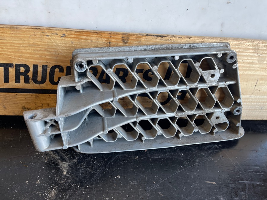 VOLVO STEP 82859306 - Kabina ir interjeras - Sunkvežimis: foto 2 VOLVO STEP 82859306 - Kabina ir interjeras - Sunkvežimis: foto 2