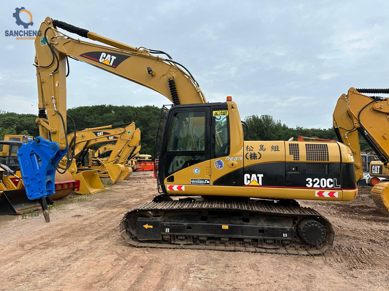 CAT 320CL with hammer - Vikšrinis ekskavatorius: foto 2 CAT 320CL with hammer - Vikšrinis ekskavatorius: foto 2