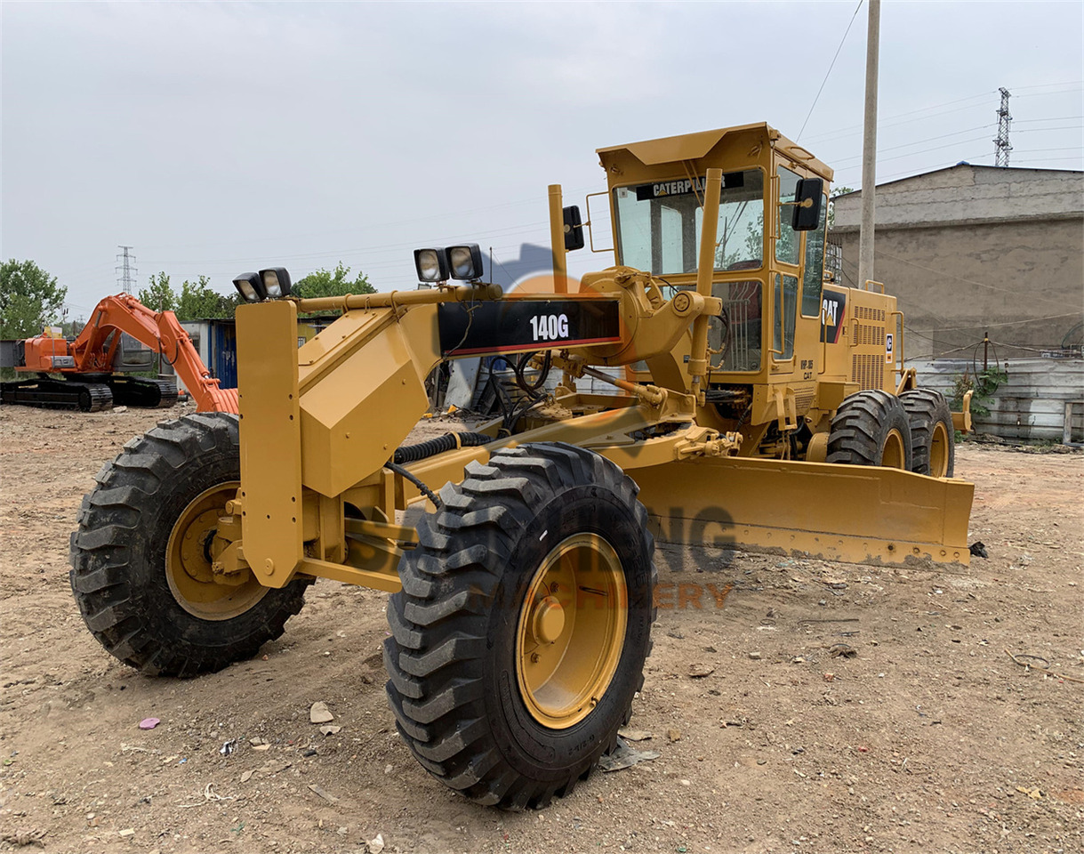 CATERPILLAR 140G - Greideris: foto 1 CATERPILLAR 140G - Greideris: foto 1