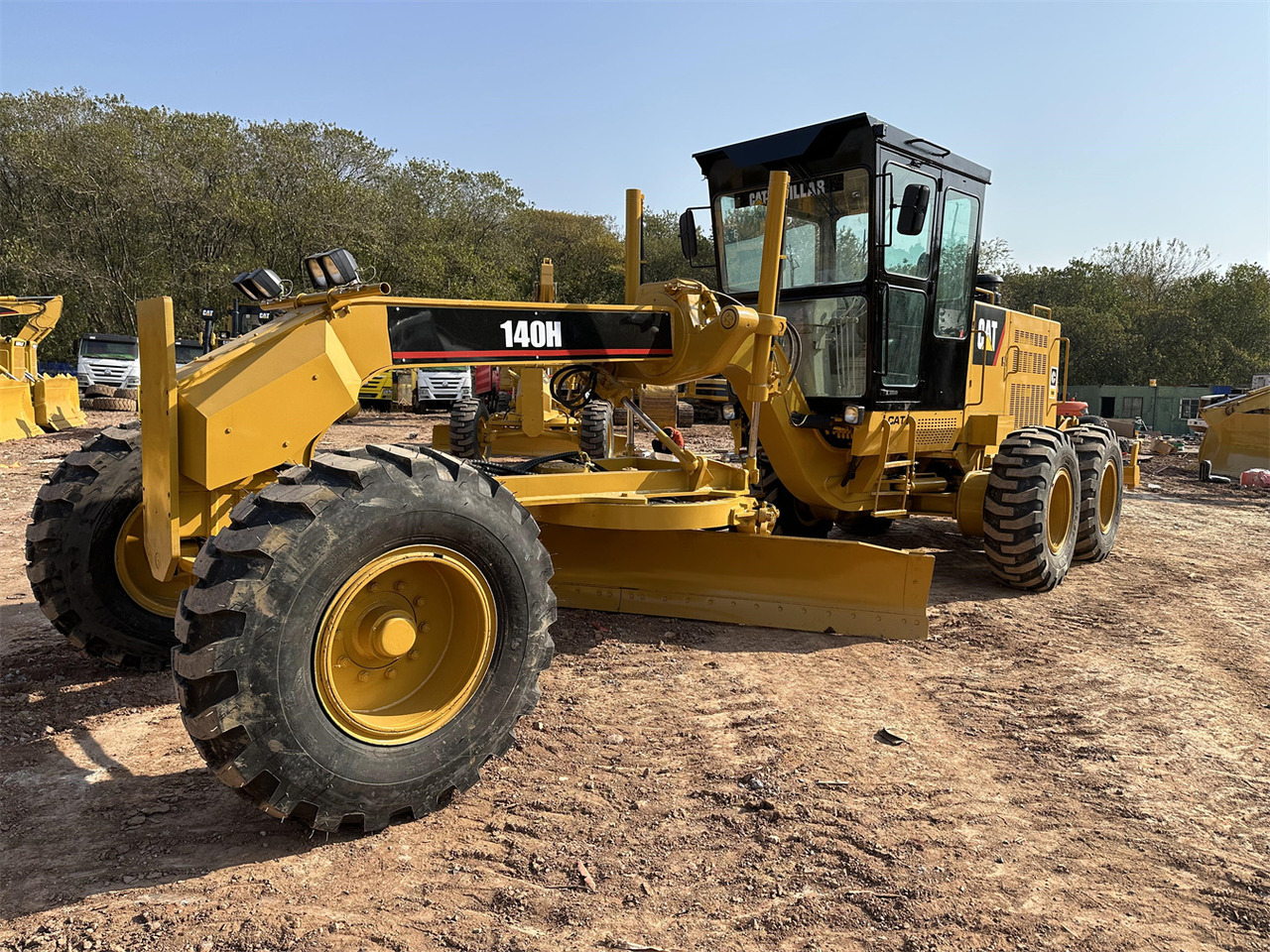 CATERPILLAR 140H - Greideris: foto 1 CATERPILLAR 140H - Greideris: foto 1