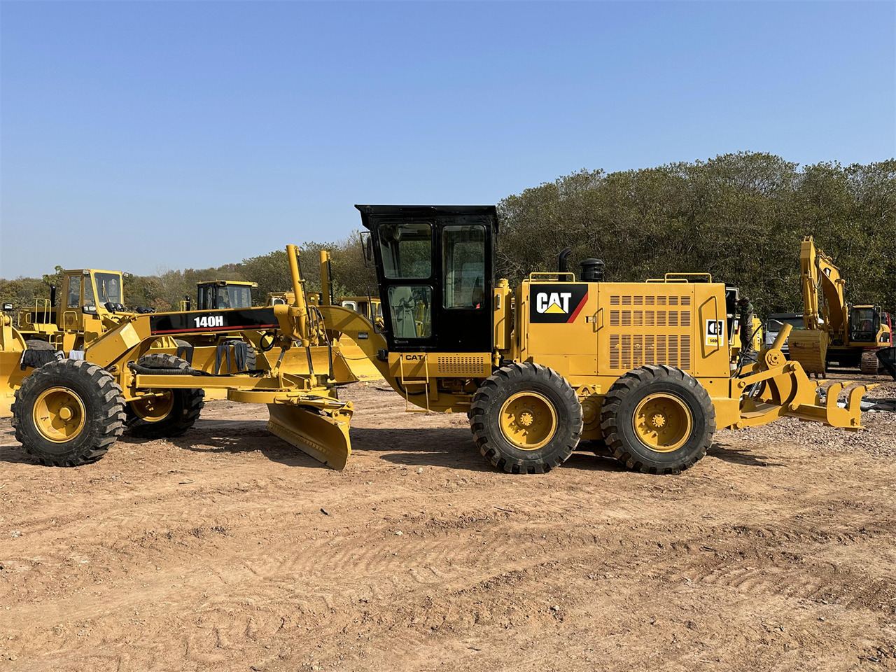CATERPILLAR 140H - Greideris: foto 3 CATERPILLAR 140H - Greideris: foto 3