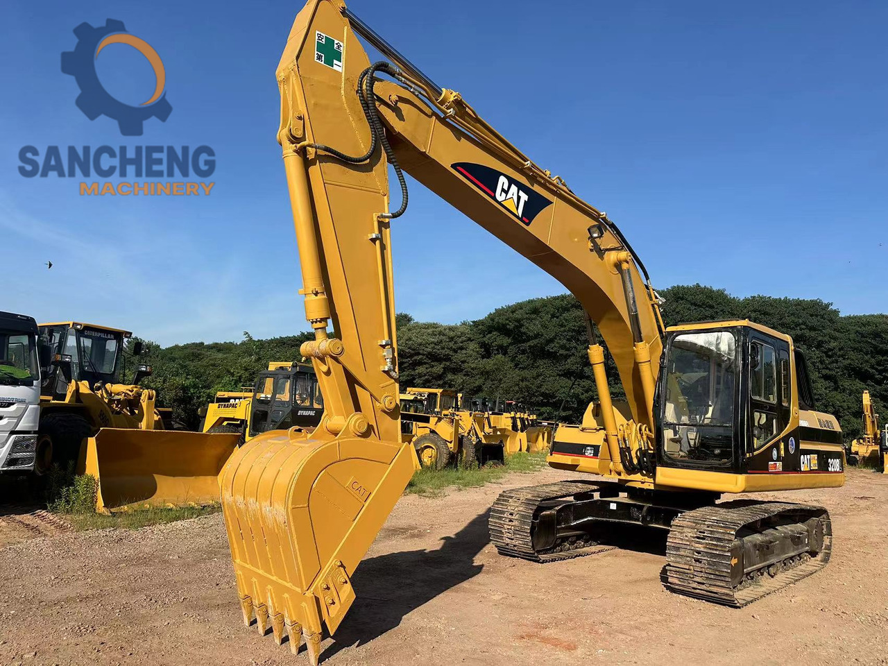 Vikšrinis ekskavatorius CATERPILLAR 320BL: foto 8