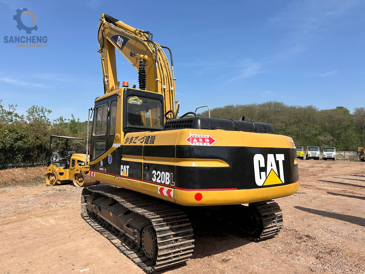 CATERPILLAR 320BL - Vikšrinis ekskavatorius: foto 3 CATERPILLAR 320BL - Vikšrinis ekskavatorius: foto 3