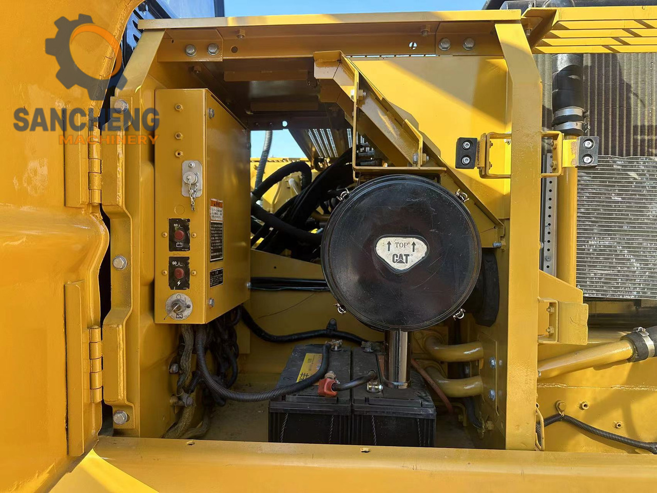 Vikšrinis ekskavatorius CATERPILLAR 320BL: foto 10