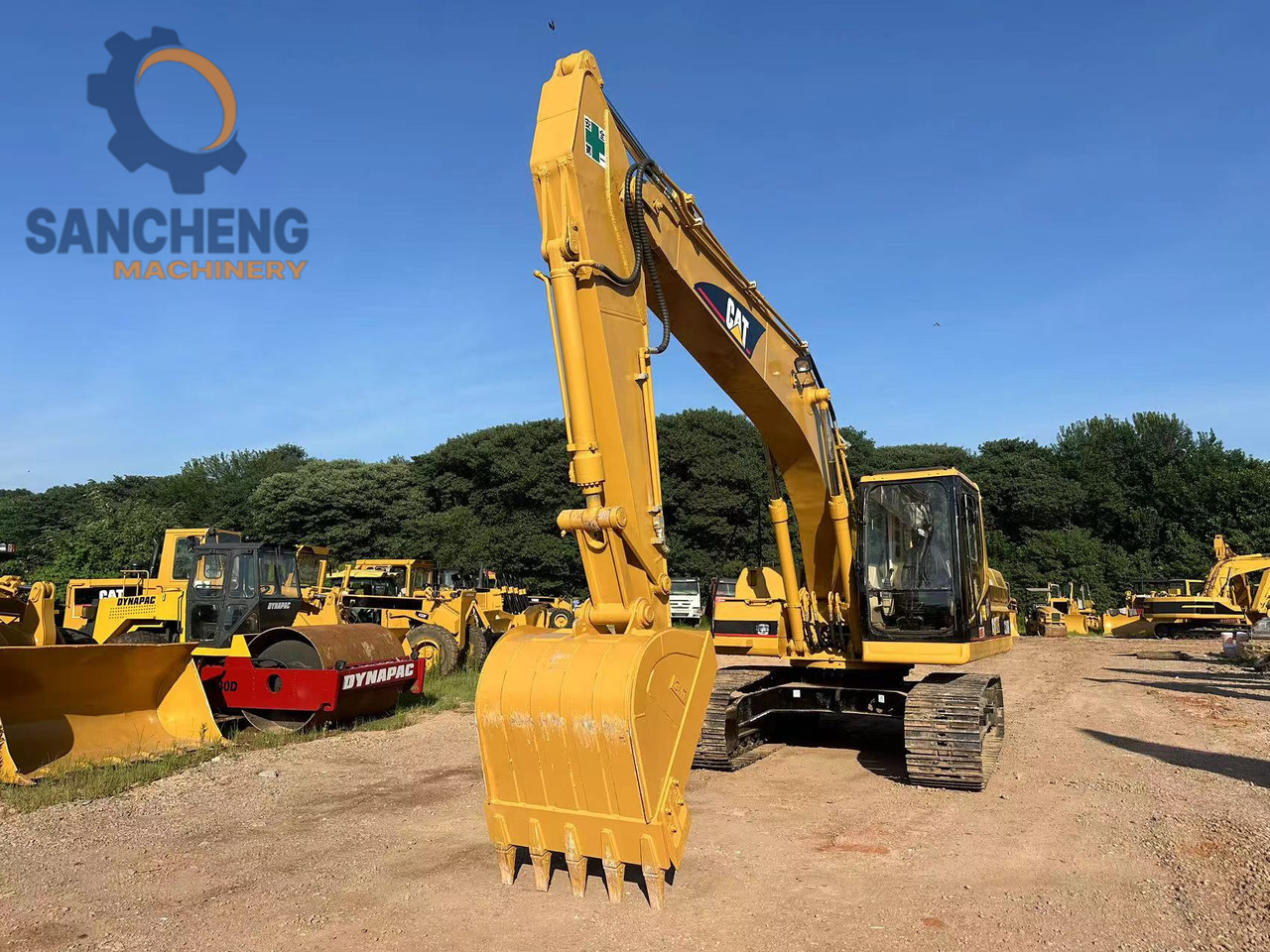 Vikšrinis ekskavatorius CATERPILLAR 320BL: foto 6
