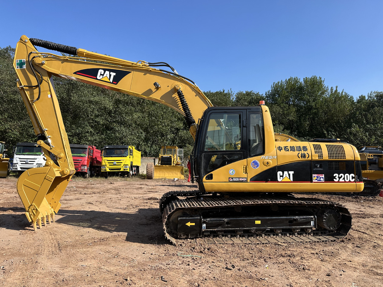CATERPILLAR 320C - Vikšrinis ekskavatorius: foto 1 CATERPILLAR 320C - Vikšrinis ekskavatorius: foto 1