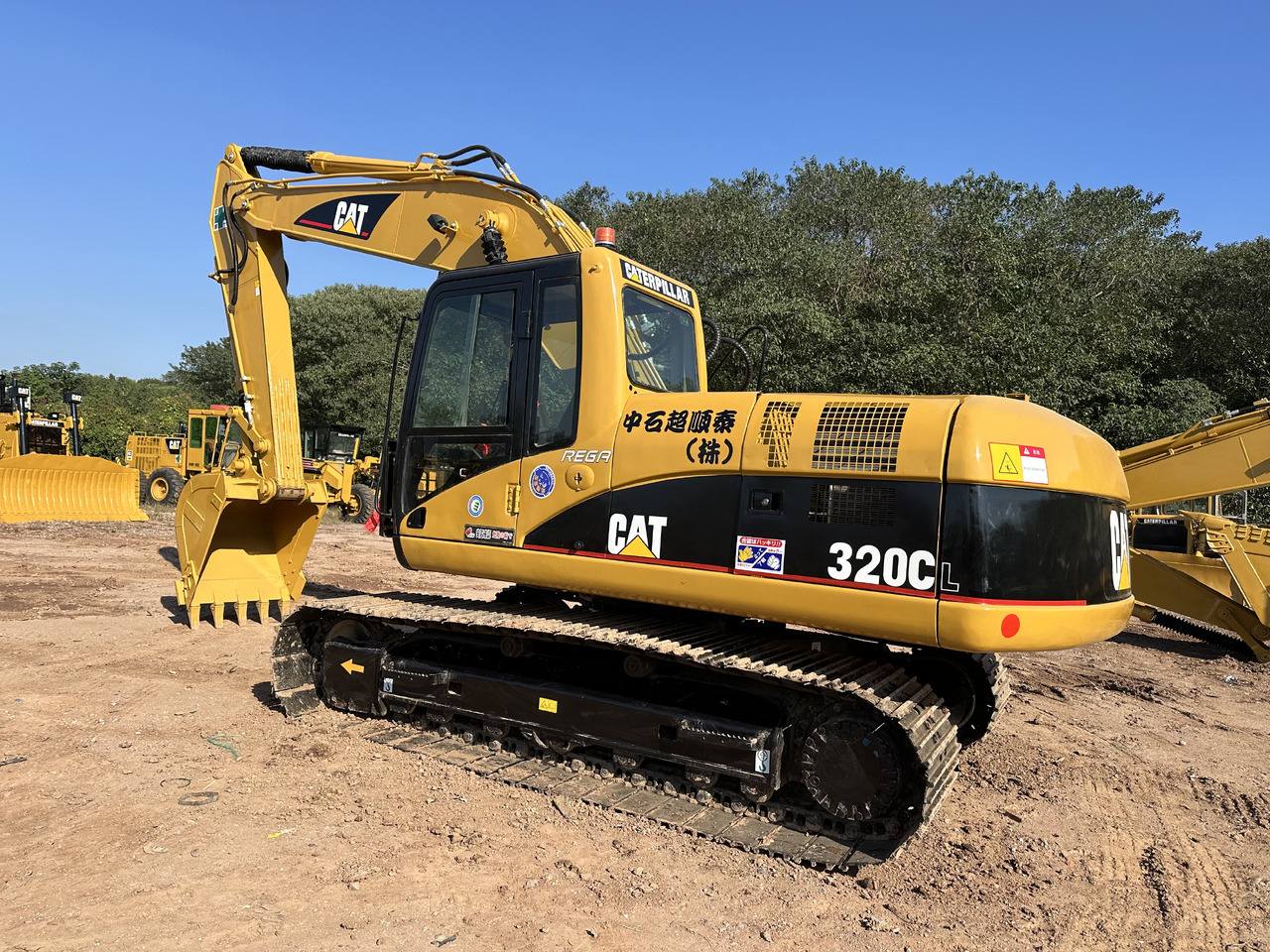 CATERPILLAR 320C - Vikšrinis ekskavatorius: foto 4 CATERPILLAR 320C - Vikšrinis ekskavatorius: foto 4