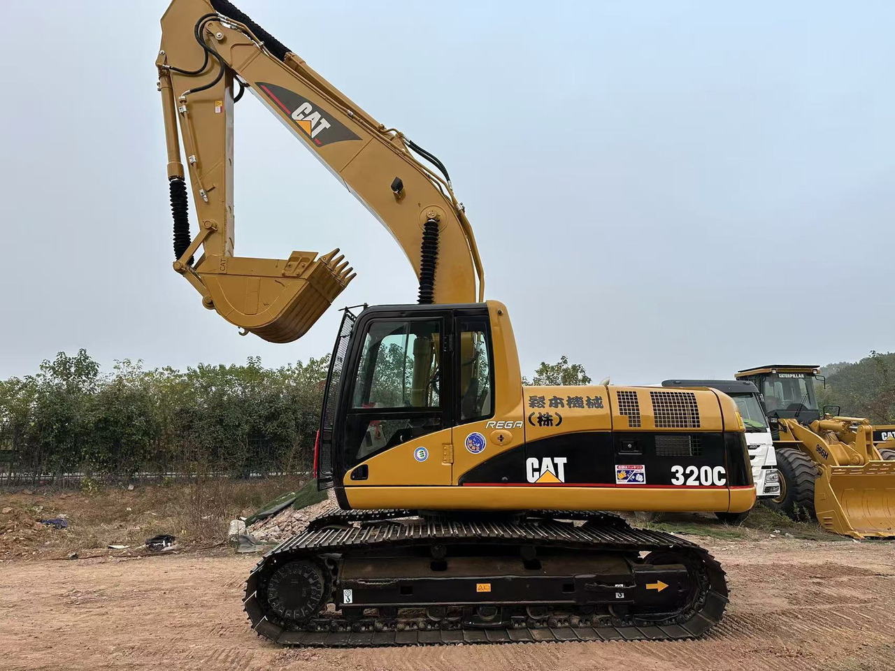 CATERPILLAR 320C - Vikšrinis ekskavatorius: foto 5 CATERPILLAR 320C - Vikšrinis ekskavatorius: foto 5
