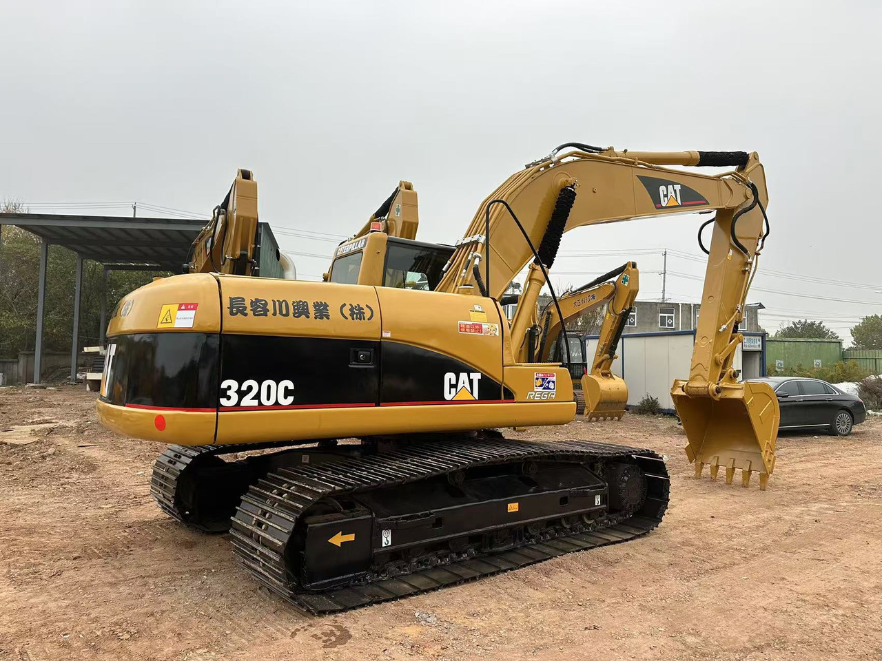 CATERPILLAR 320C - Vikšrinis ekskavatorius: foto 1 CATERPILLAR 320C - Vikšrinis ekskavatorius: foto 1