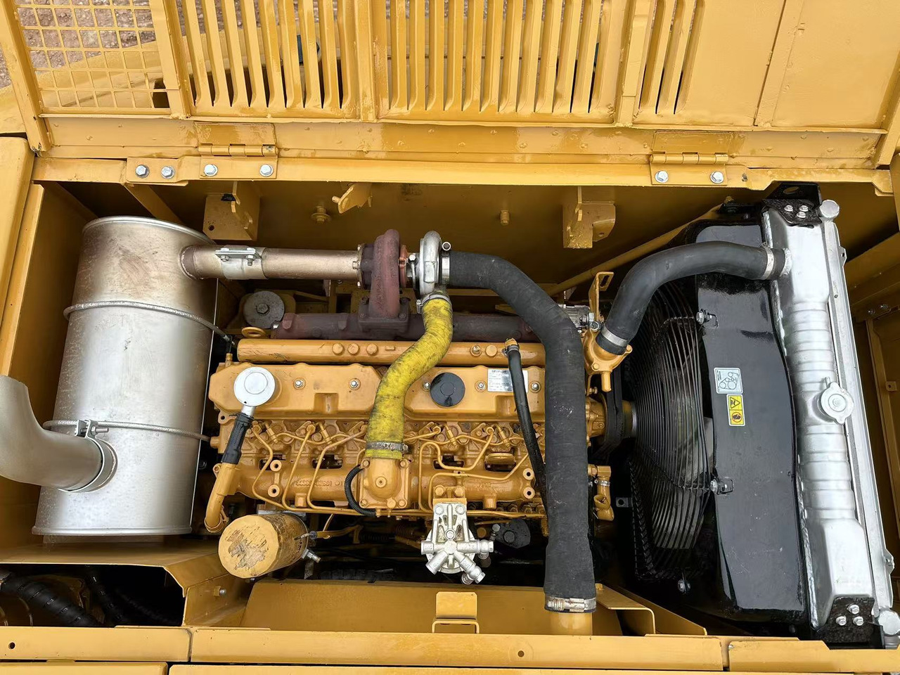 Vikšrinis ekskavatorius CATERPILLAR 320C: foto 11