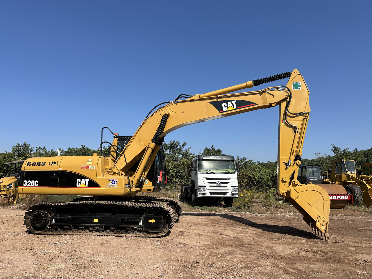 CATERPILLAR 320CL - Vikšrinis ekskavatorius: foto 5 CATERPILLAR 320CL - Vikšrinis ekskavatorius: foto 5