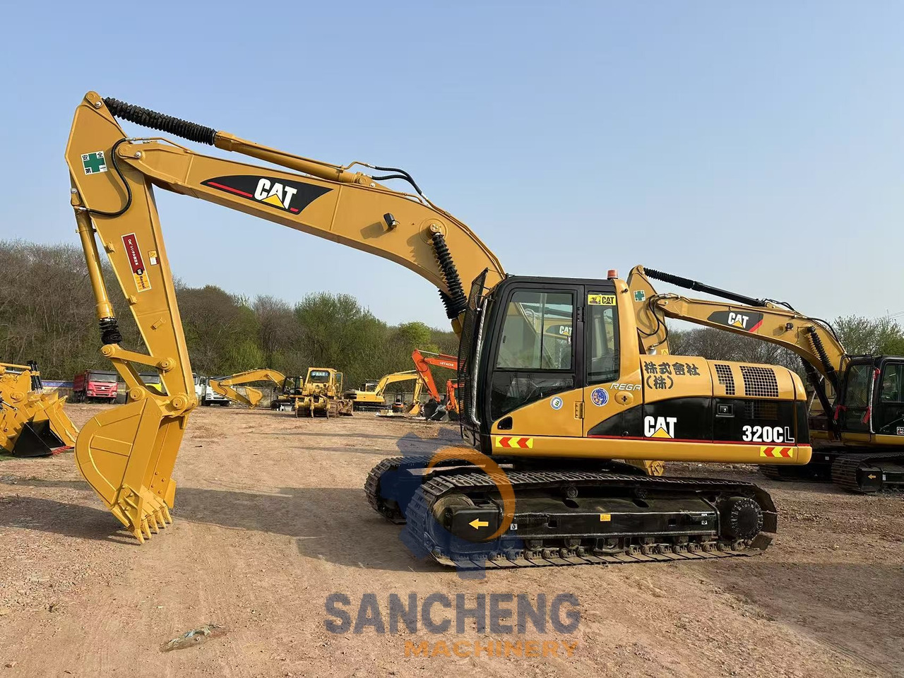 CATERPILLAR 320CL - Vikšrinis ekskavatorius: foto 4 CATERPILLAR 320CL - Vikšrinis ekskavatorius: foto 4