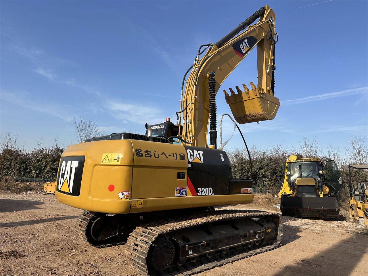 CATERPILLAR 320D - Vikšrinis ekskavatorius: foto 3 CATERPILLAR 320D - Vikšrinis ekskavatorius: foto 3