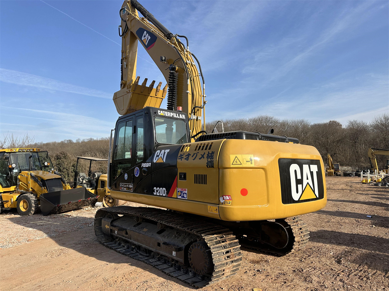 CATERPILLAR 320D - Vikšrinis ekskavatorius: foto 4 CATERPILLAR 320D - Vikšrinis ekskavatorius: foto 4