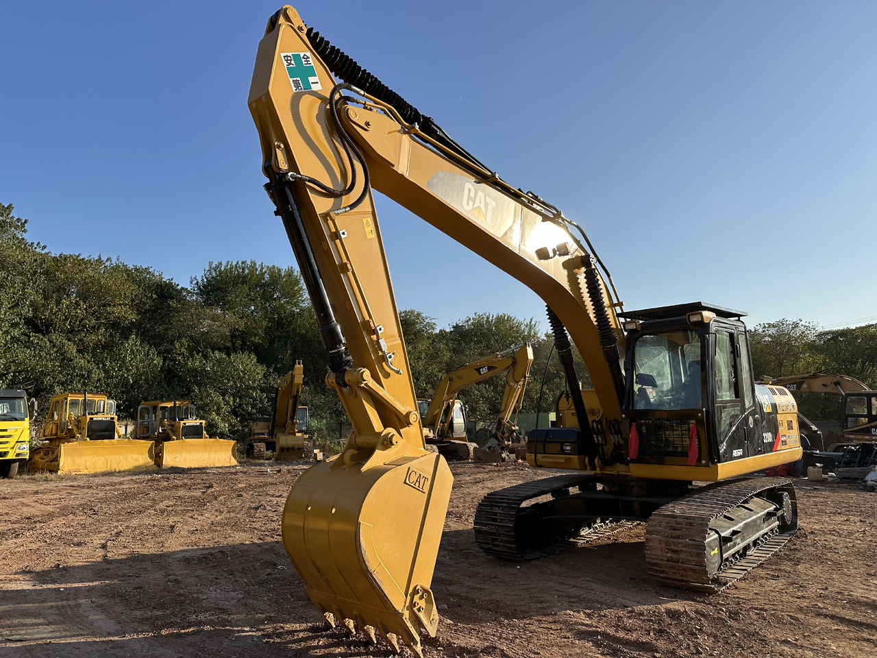 CATERPILLAR 320DL - Vikšrinis ekskavatorius: foto 4 CATERPILLAR 320DL - Vikšrinis ekskavatorius: foto 4