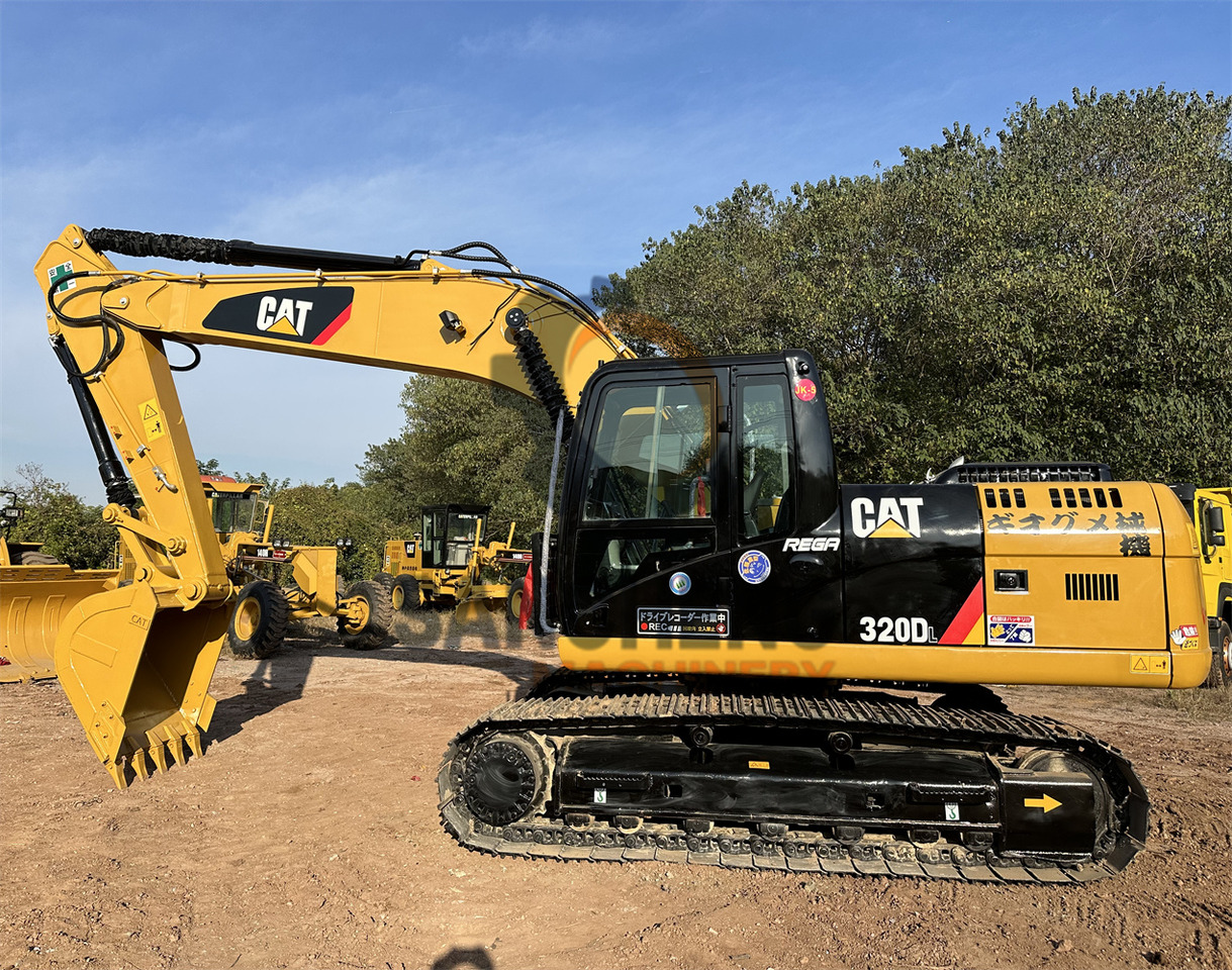 CATERPILLAR 320DL - Vikšrinis ekskavatorius: foto 1 CATERPILLAR 320DL - Vikšrinis ekskavatorius: foto 1