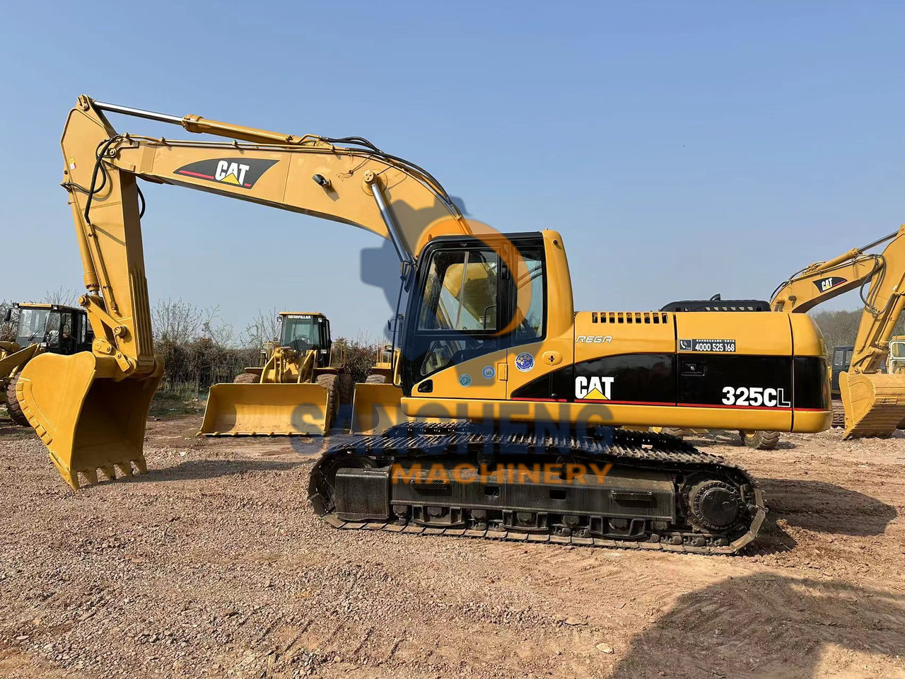 CATERPILLAR 325CL - Vikšrinis ekskavatorius: foto 3 CATERPILLAR 325CL - Vikšrinis ekskavatorius: foto 3