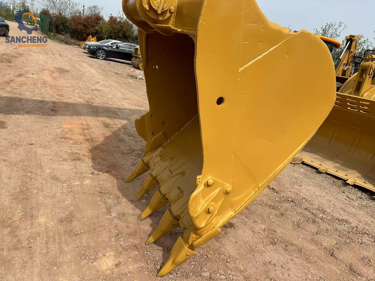 CATERPILLAR 330BL - Vikšrinis ekskavatorius: foto 5 CATERPILLAR 330BL - Vikšrinis ekskavatorius: foto 5