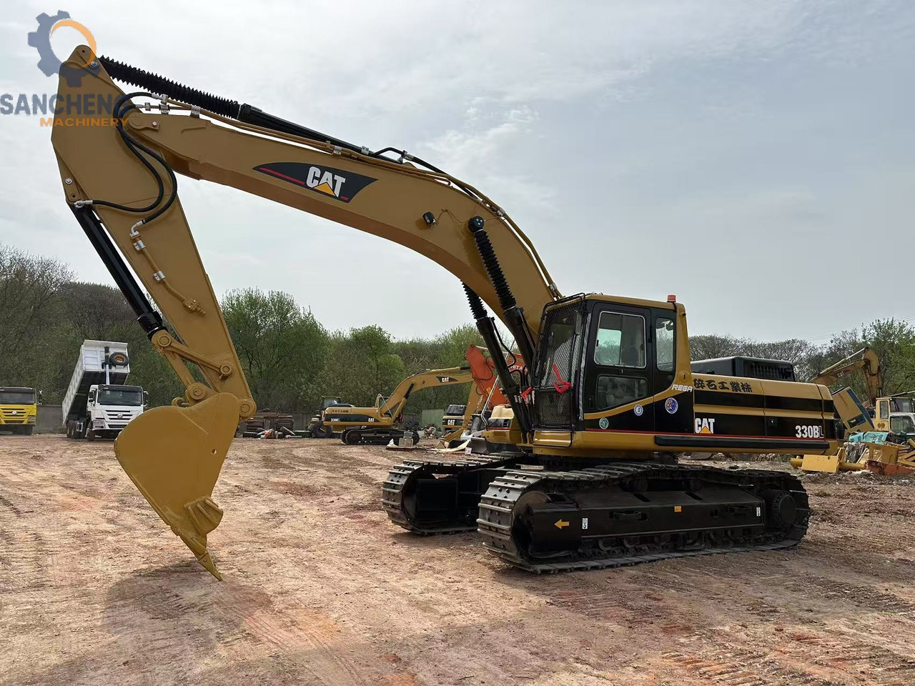 CATERPILLAR 330BL lizingą CATERPILLAR 330BL: foto 9