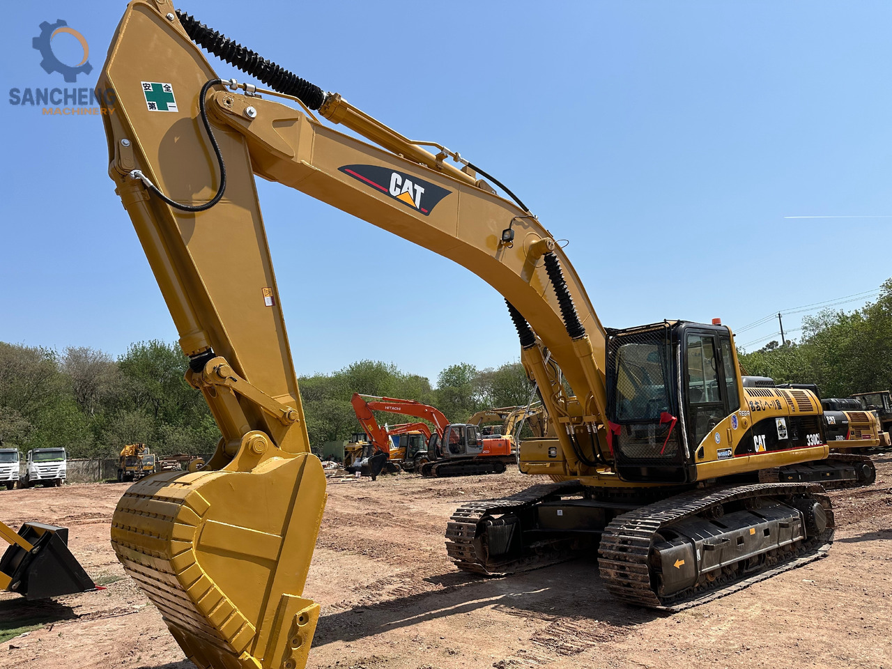 CATERPILLAR 330CL - Ekskavatorius: foto 2 CATERPILLAR 330CL - Ekskavatorius: foto 2