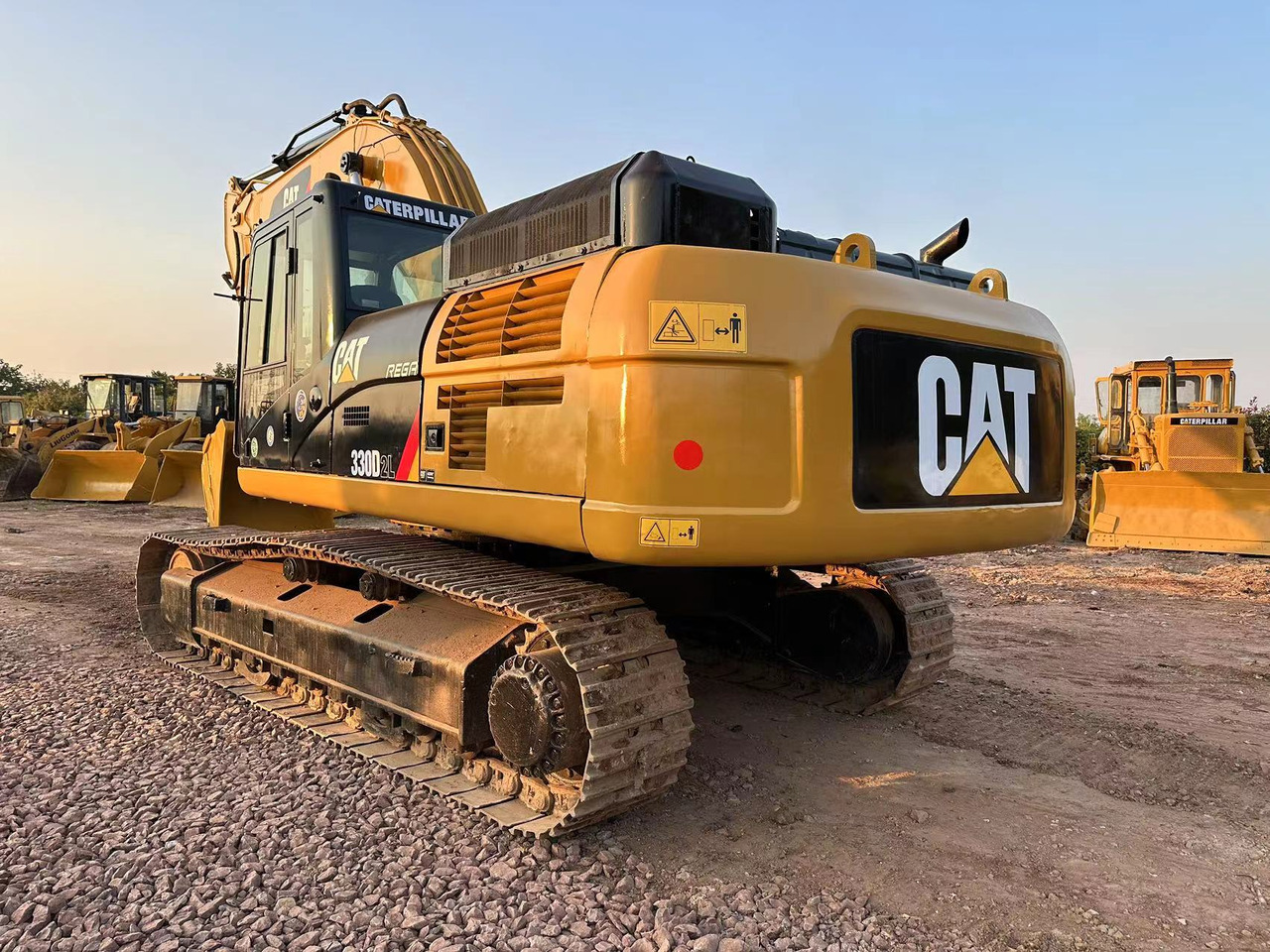 CATERPILLAR 330D - Vikšrinis ekskavatorius: foto 4 CATERPILLAR 330D - Vikšrinis ekskavatorius: foto 4