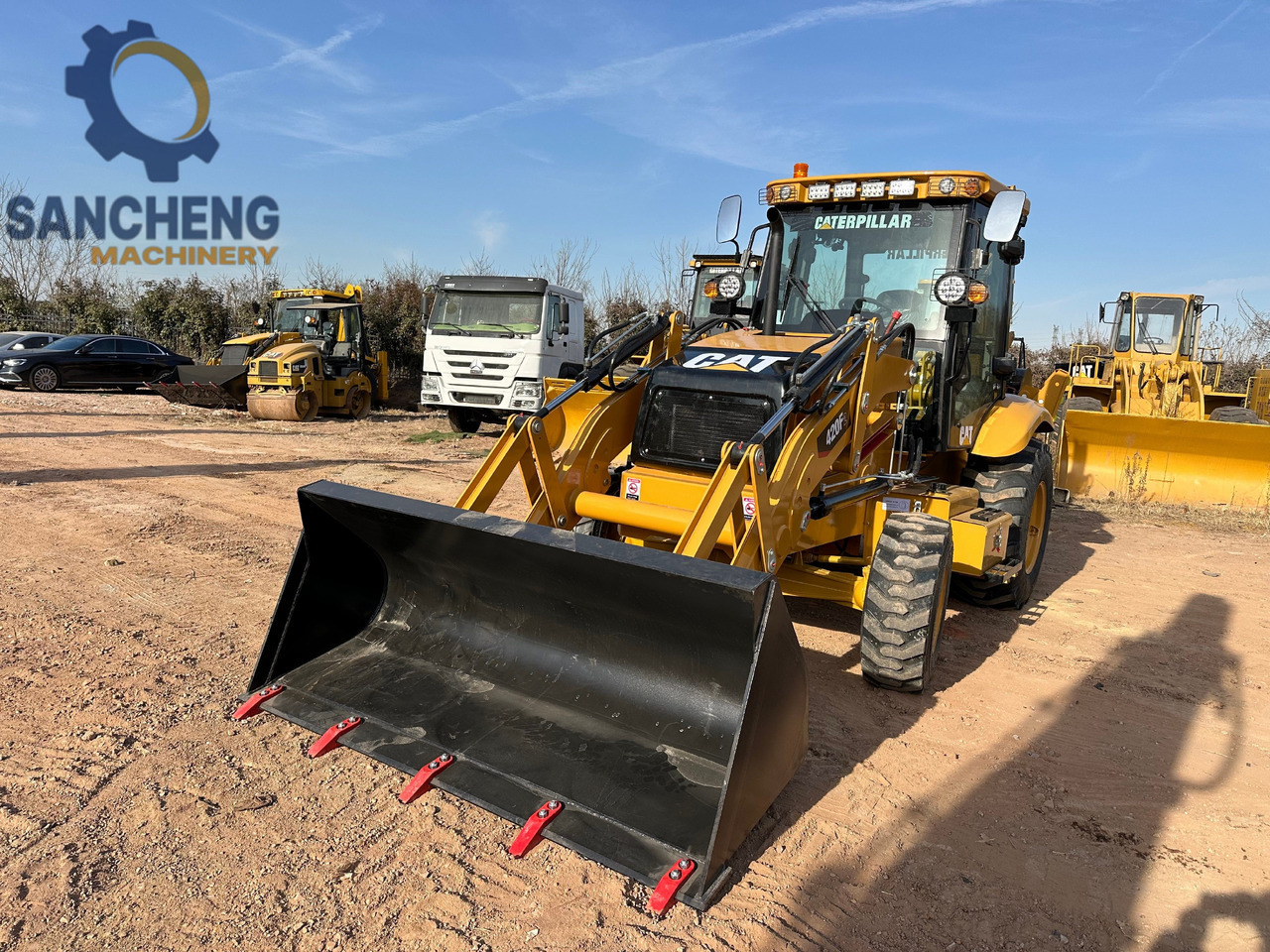 CATERPILLAR 420F2 - Ekskavatorius-krautuvas: foto 5 CATERPILLAR 420F2 - Ekskavatorius-krautuvas: foto 5