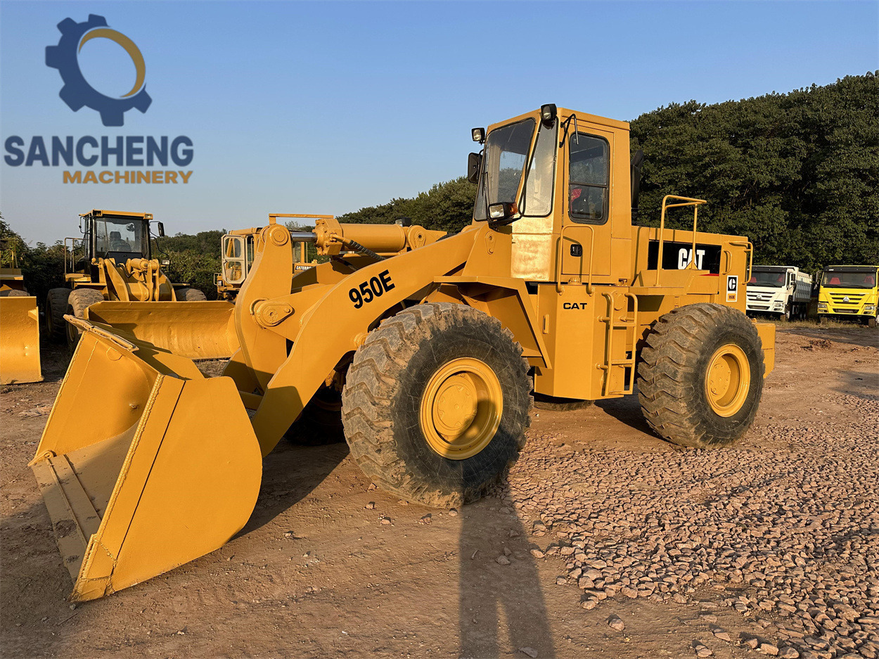 CATERPILLAR 950E - Ratinis krautuvas: foto 1 CATERPILLAR 950E - Ratinis krautuvas: foto 1