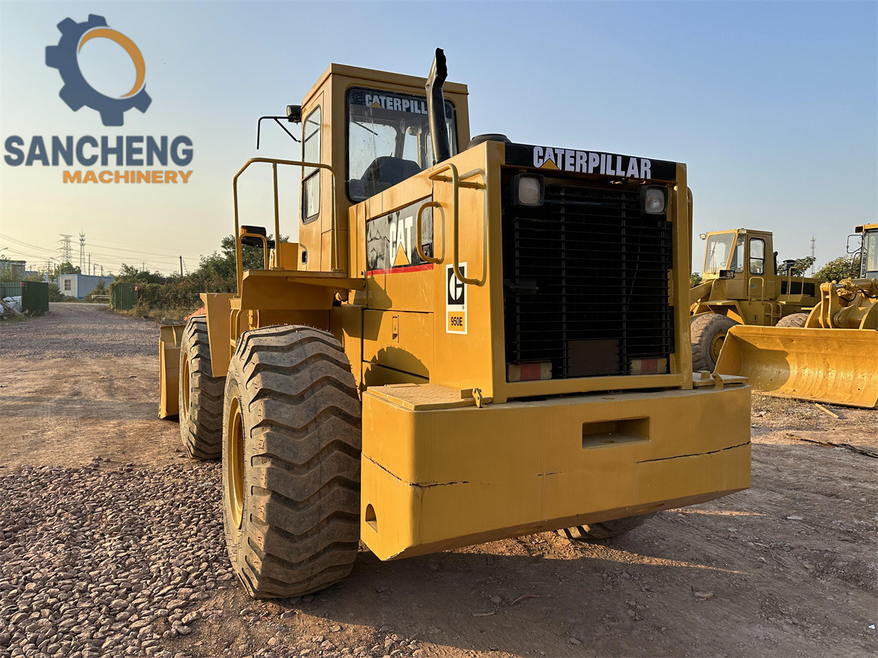Ratinis krautuvas CATERPILLAR 950E: foto 9
