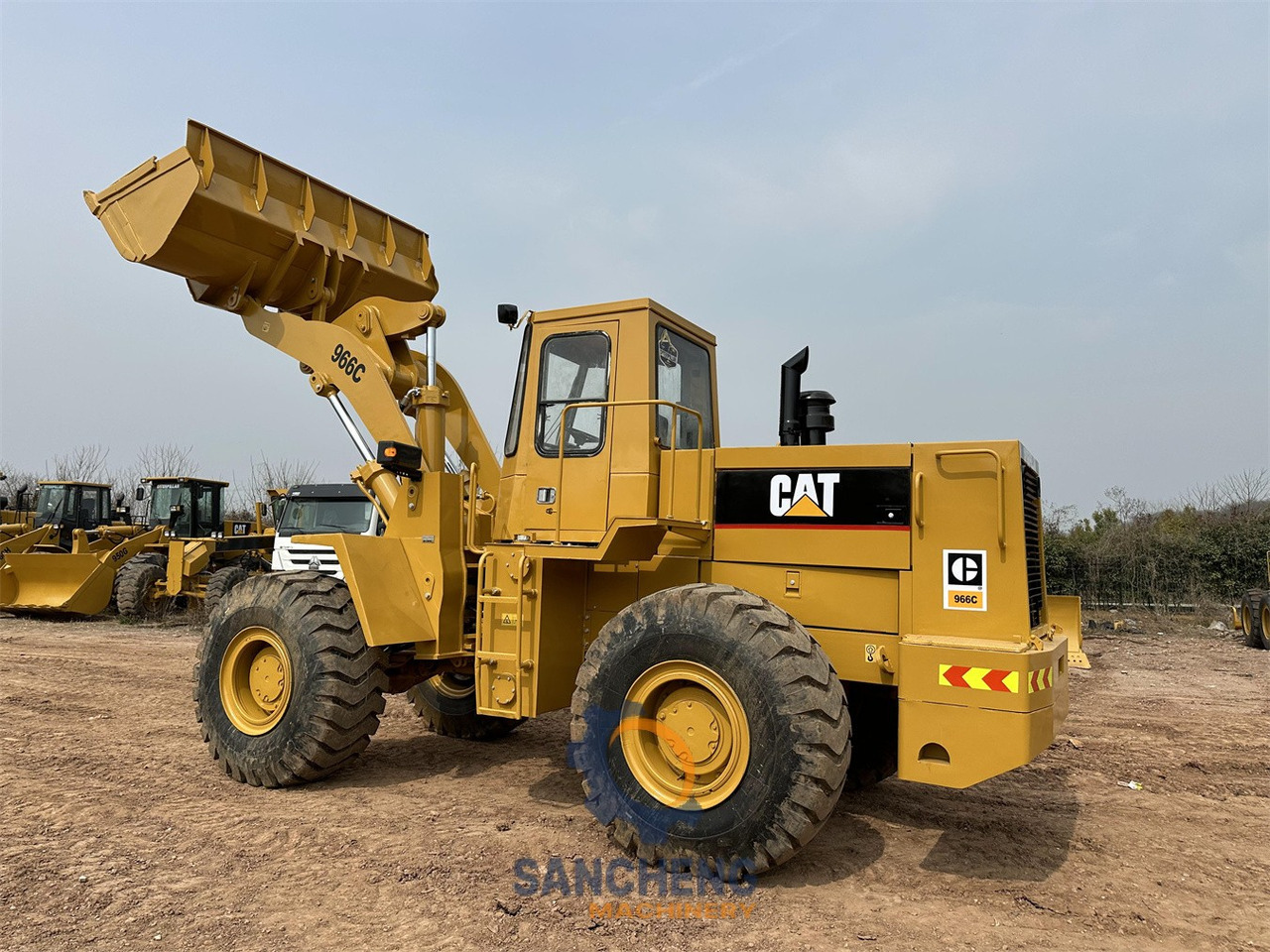 CATERPILLAR 966C - Ratinis krautuvas: foto 4 CATERPILLAR 966C - Ratinis krautuvas: foto 4