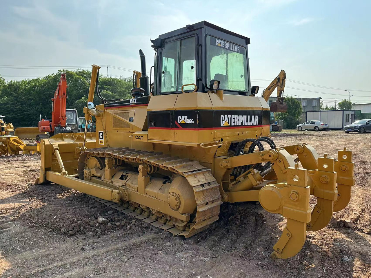 CATERPILLAR D6G Crawler Dozer - Buldozeris: foto 1 CATERPILLAR D6G Crawler Dozer - Buldozeris: foto 1