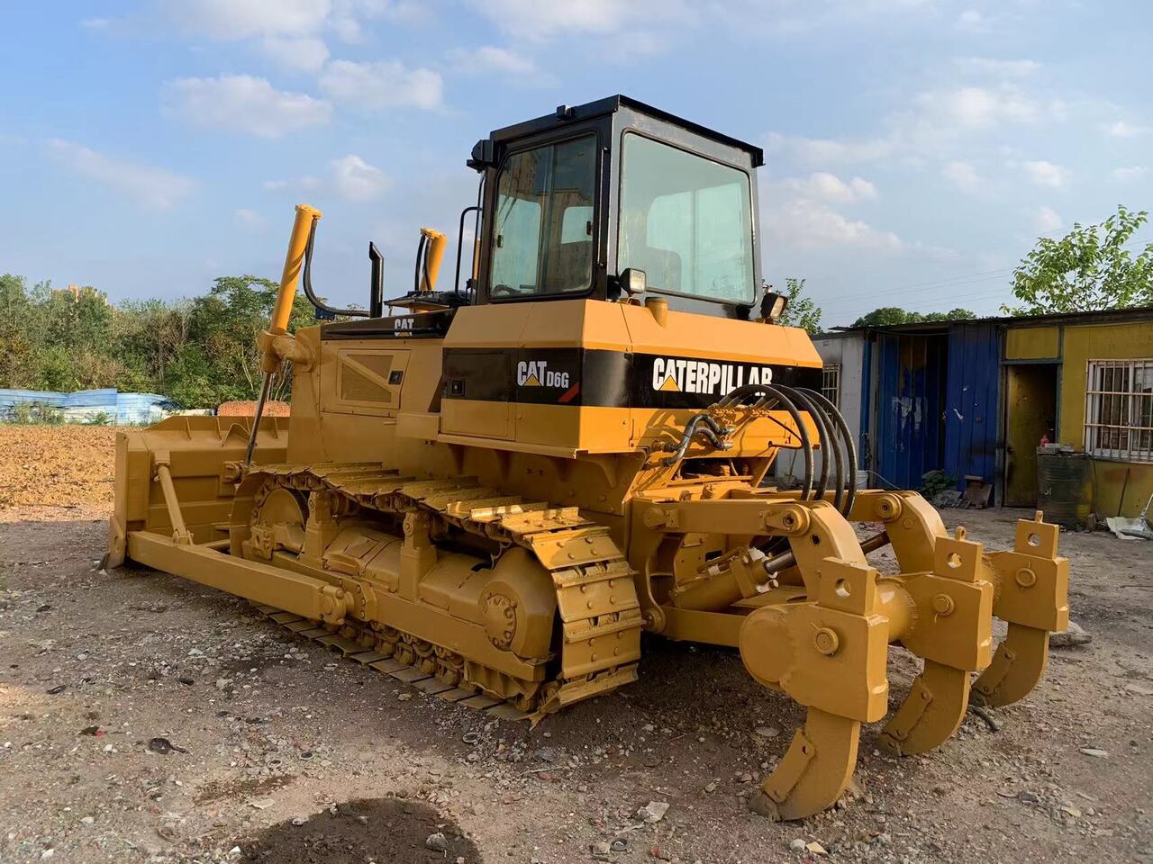 CATERPILLAR D6G - Buldozeris: foto 3 CATERPILLAR D6G - Buldozeris: foto 3