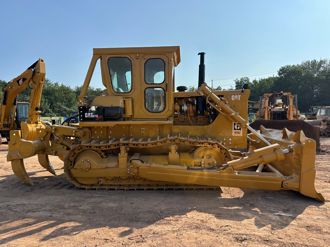 CATERPILLAR D7G Bulldozer - Buldozeris: foto 3 CATERPILLAR D7G Bulldozer - Buldozeris: foto 3