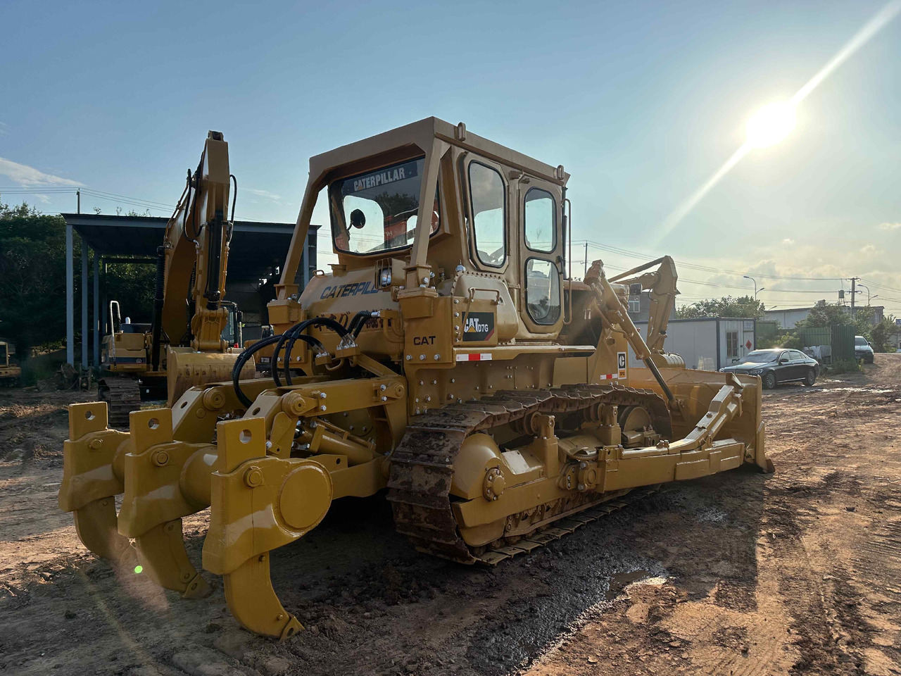 CATERPILLAR D7G - Buldozeris: foto 1 CATERPILLAR D7G - Buldozeris: foto 1