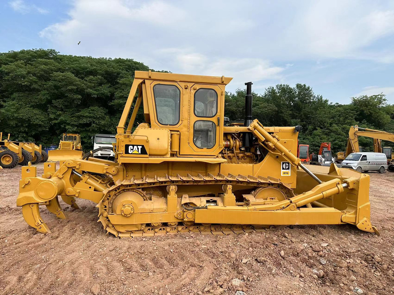 CATERPILLAR D7G - Buldozeris: foto 4 CATERPILLAR D7G - Buldozeris: foto 4