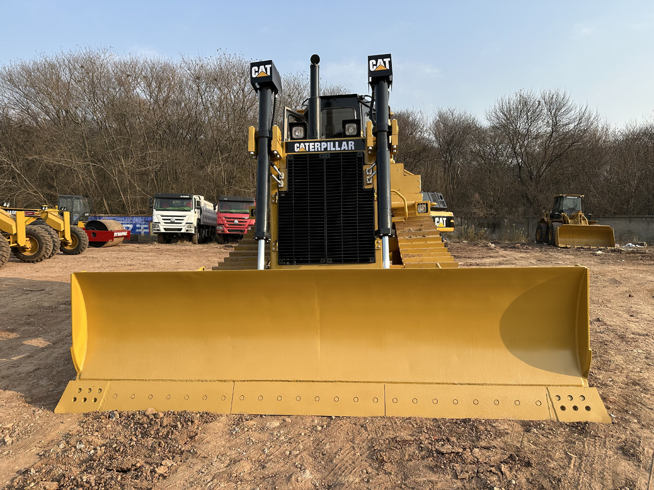 CATERPILLAR D8R - Buldozeris: foto 5 CATERPILLAR D8R - Buldozeris: foto 5