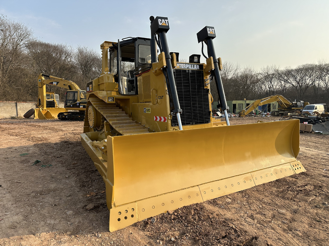 CATERPILLAR D8R - Buldozeris: foto 4 CATERPILLAR D8R - Buldozeris: foto 4