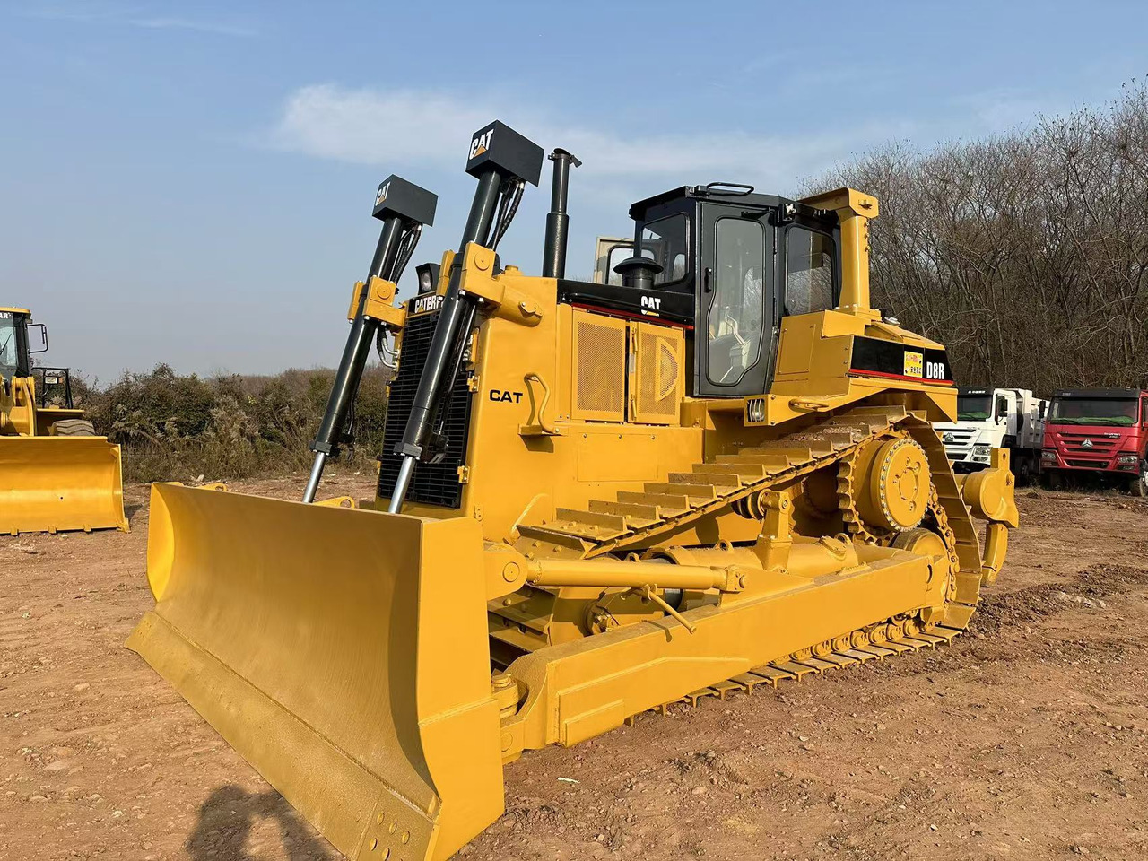 CATERPILLAR D8R - Buldozeris: foto 3 CATERPILLAR D8R - Buldozeris: foto 3