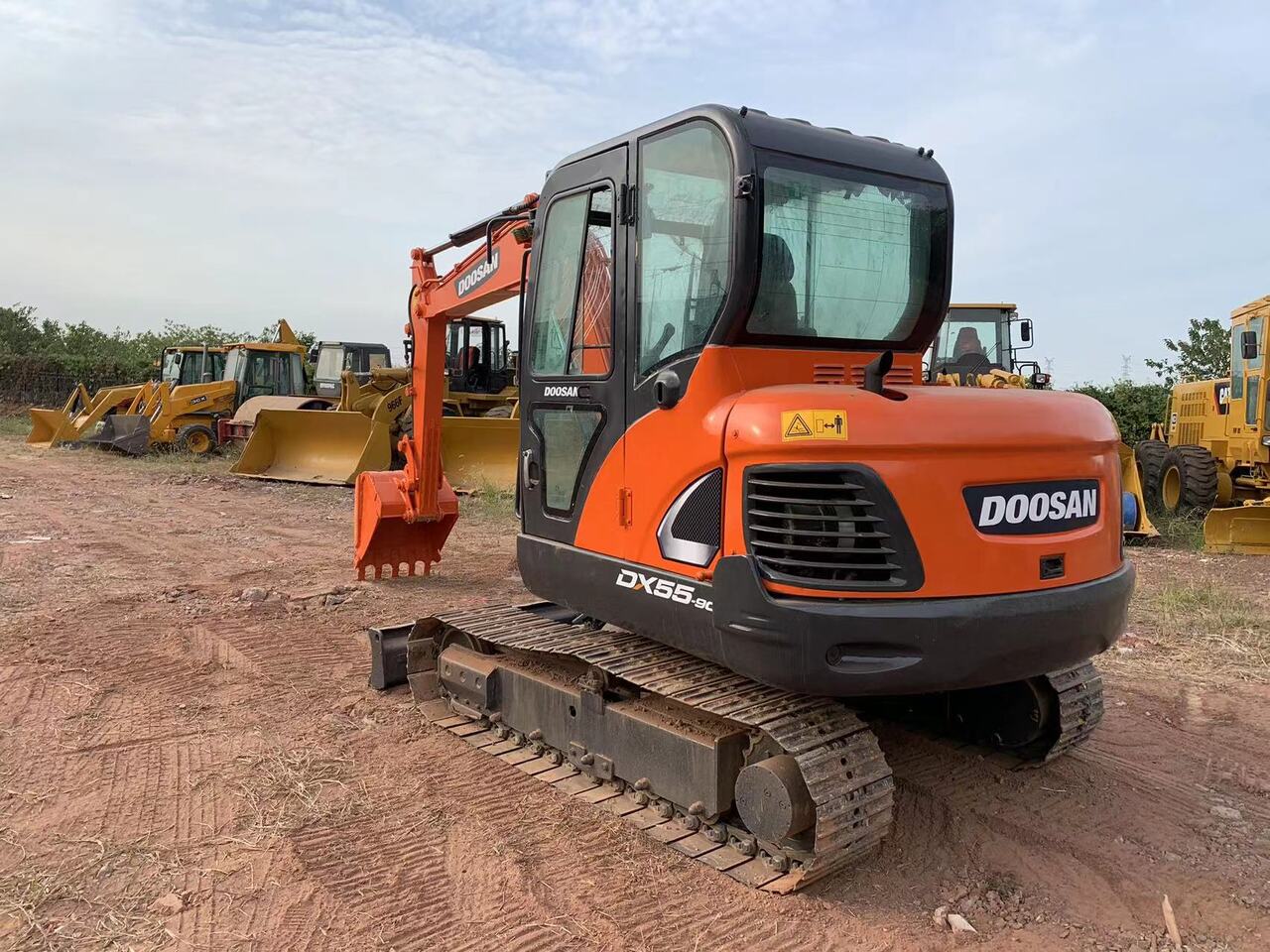 DOOSAN DX55 excavator - Ekskavatorius: foto 2 DOOSAN DX55 excavator - Ekskavatorius: foto 2